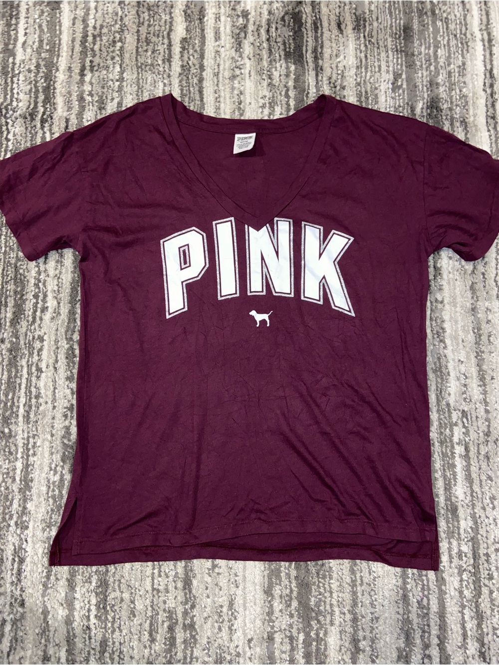 PINK Victoria’s Secret, short sleeve, V-neck shirt, size, medium glitter wine